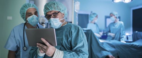 Extirpación quirúrgica de quistes superficiales pequeños 