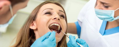 Extracción dental simple